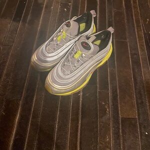 Nike Kids' Gray and Yellow Low-Top Sneakers